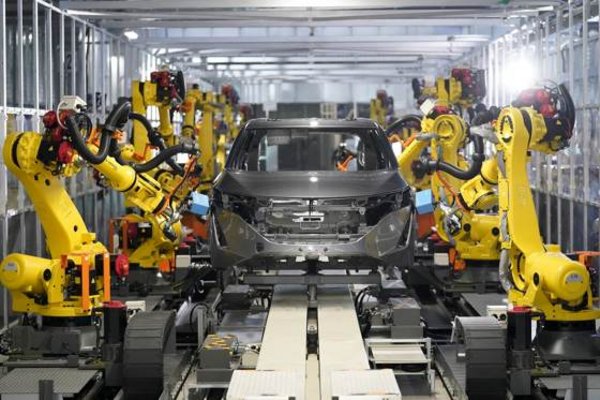 Automobilfertiger OEM